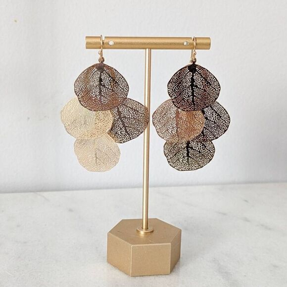 Gold Leaf Filagree Dangle Layered Earrings - Picture 2 of 4